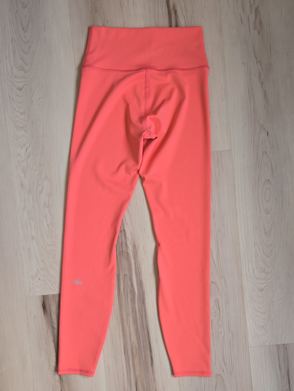 ALO Yoga Airlift Leggings, Candy Orange, Size Small - Picture 3 of 3